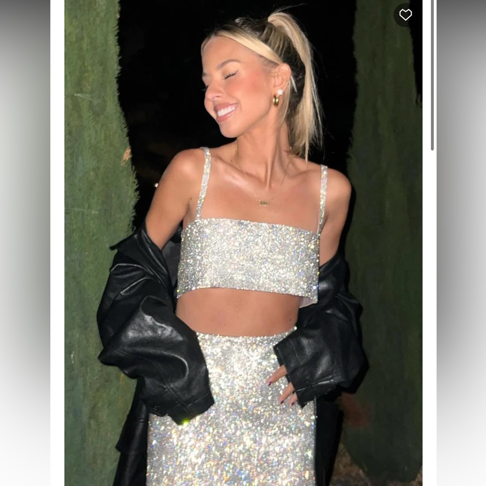White Fox Boutique-Breathtaking Crop Silver XS/S